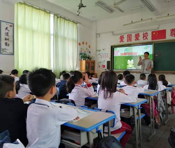 1刘荣亮.jpg